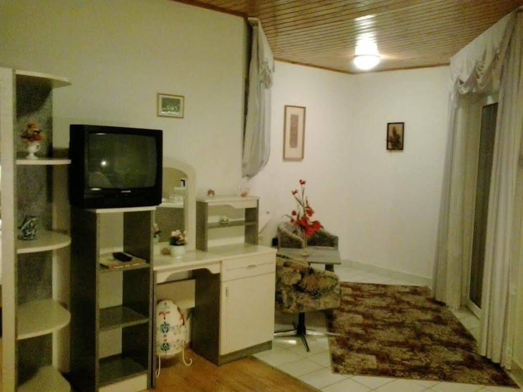 Haus Kati Appartamento Hévíz Esterno foto